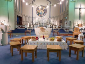 Holy Thursday Display
